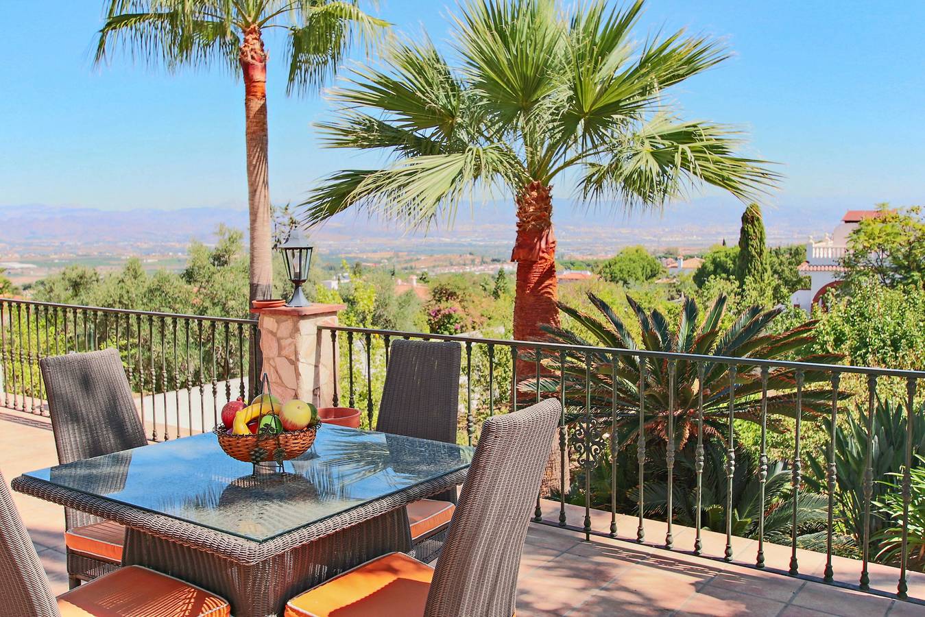 Villa El Oasis in Pinos de Alhaurín, Alhaurín de la Torre