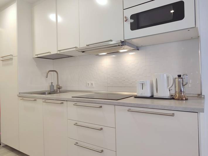 Apartamento vacacional entero, S43: Diseño y relax cerca del centro y la playa in Málaga Centro, Málaga