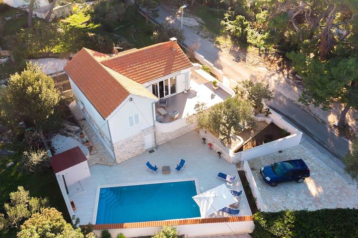 Ferienhaus für 10 Personen, mit Garten auf Brac