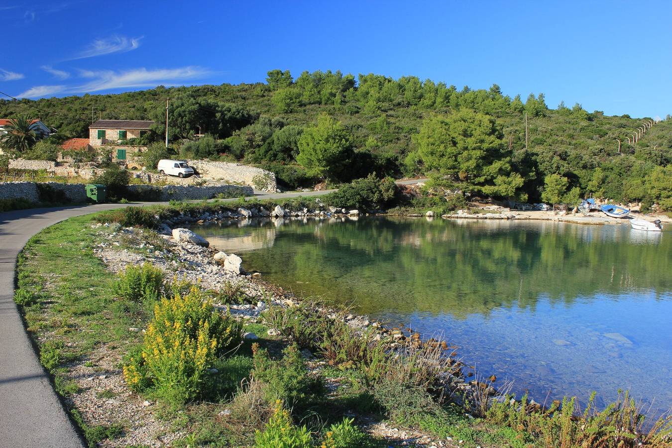 Three bedroom house near beach Cove Parja, Vis K-8892 in Vis (By), Split-Dalmatia