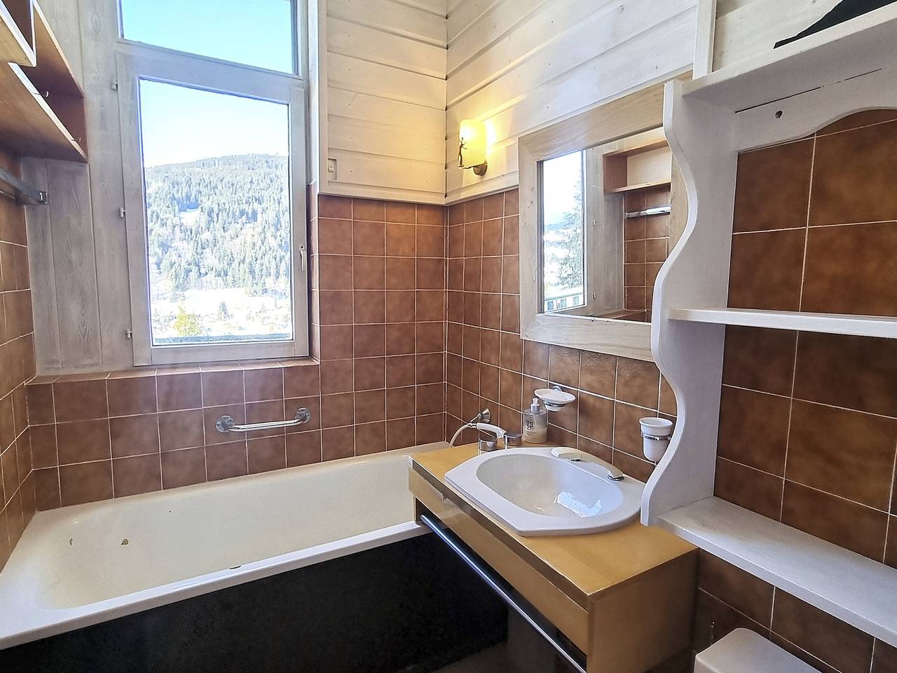Entire studio, Cozy apt 4 pers, ski in/out, private parking in Les Gets, Les Portes du Soleil