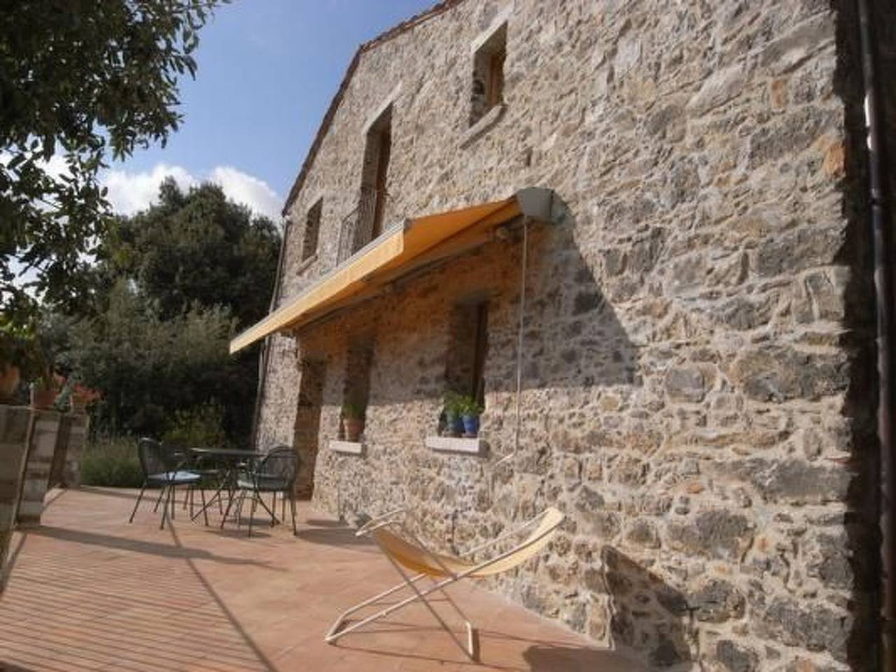 Natursteinhaus mit Panoramablick zum Meer in Tortorella, Cilento