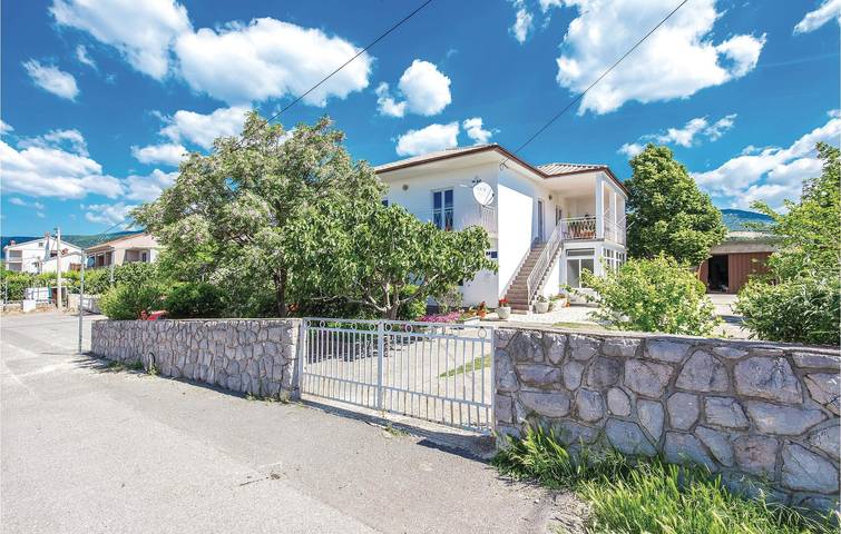 Ferienwohnung für 5 Personen, mit Terrasse in Novi Vinodolski - 2