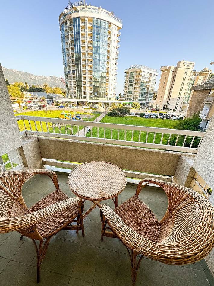 Gîte pour 6 personnes, avec balcon/terrasse à Budva - 3