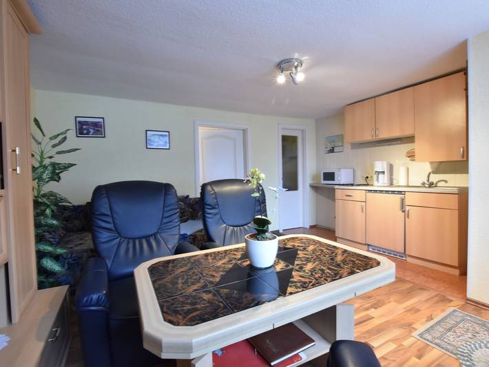 Ferienhaus für 3 Personen, mit Terrasse und Garten in Boltenhagen - 2