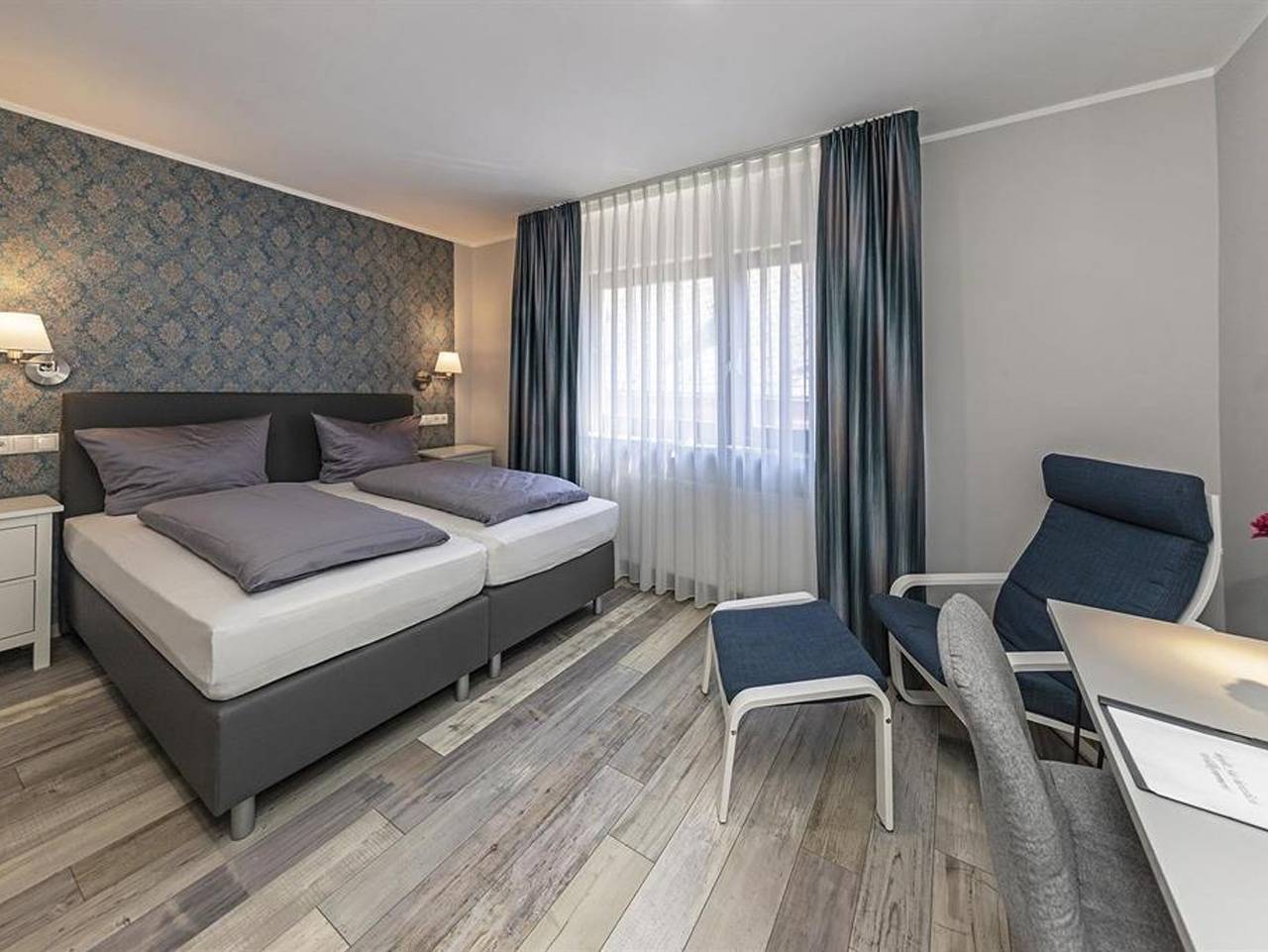 Haus Mittelrhein - Zimmer  Eifel, Westerwald, Taunus in Rhens, Osteifel