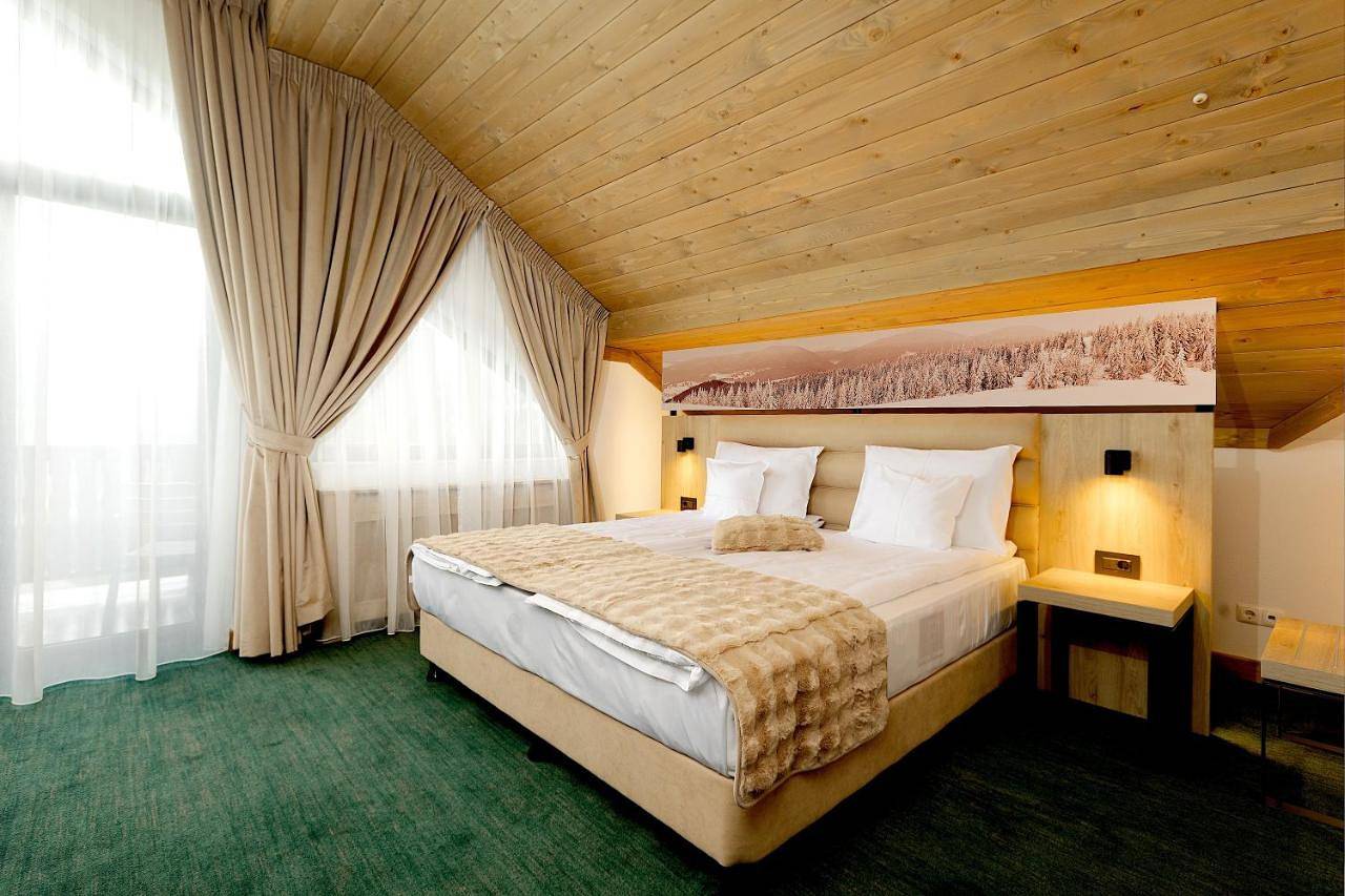 Hotel Regal in Sinaia, Walachia