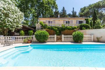 Cottage pour 6 personnes, avec terrasse et jardin, animaux acceptés à Margon