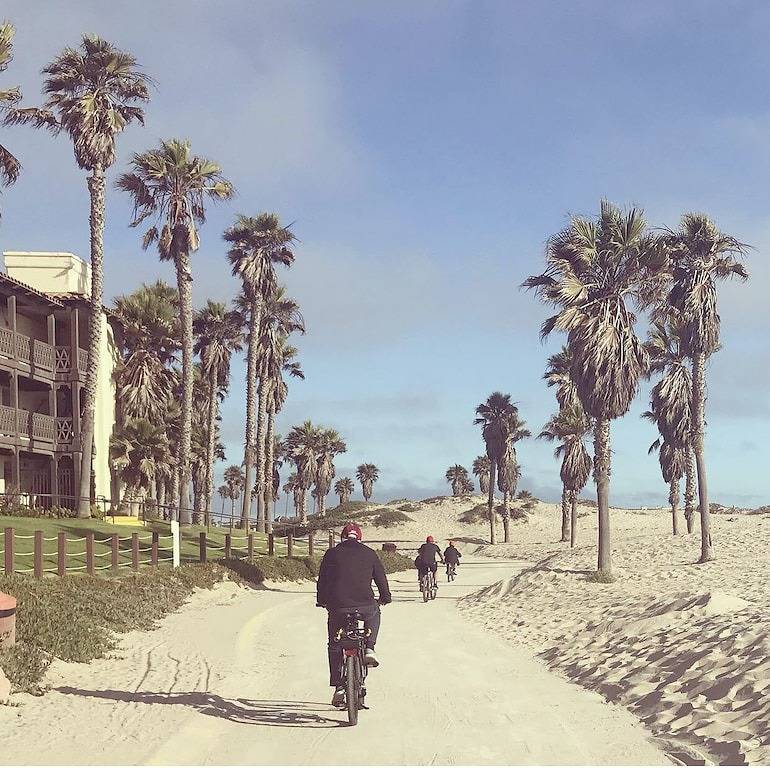 Charmantes Silverstrand Beach Cottage, nur wenige Schritte vom Sand entfernt! in Ventura County