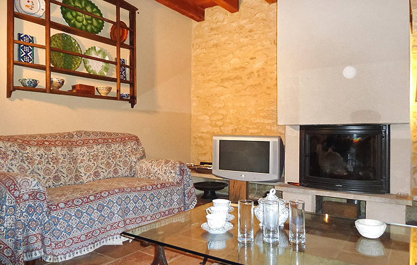 Appartement de luxe au bord de la piscine avec chaise longue à La Chapelle in La Chapelle-Aubareil, Périgord Noir