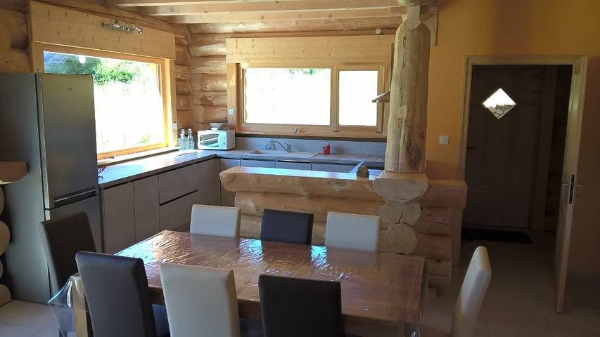 Gîte pour 8 personnes avec vue in La Pesse, Parc naturel régional du Haut-Jura