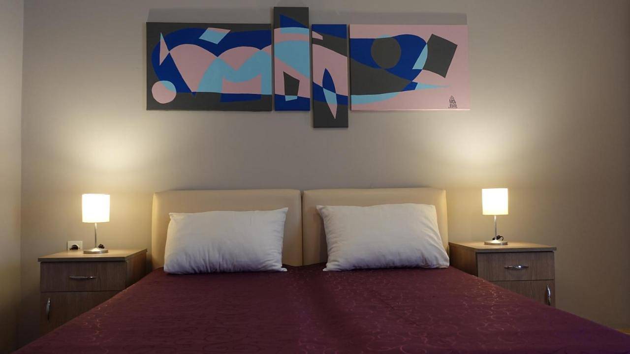 Appartement entier, Apartment Tatjana city center parking terrace in Jagodina, Région centrale