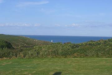 Location de vacances pour 5 personnes, avec terrasse ainsi que piscine et jardin à Locmaria