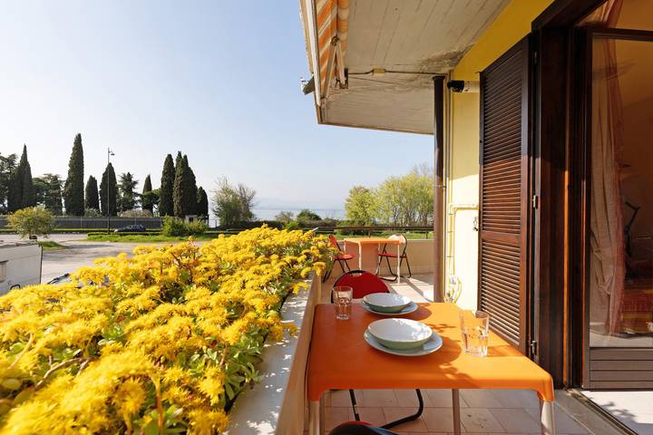 Gîte pour 5 personnes, avec vue sur le lac ainsi que balcon et bassin pour enfant à Desenzano del Garda - 4
