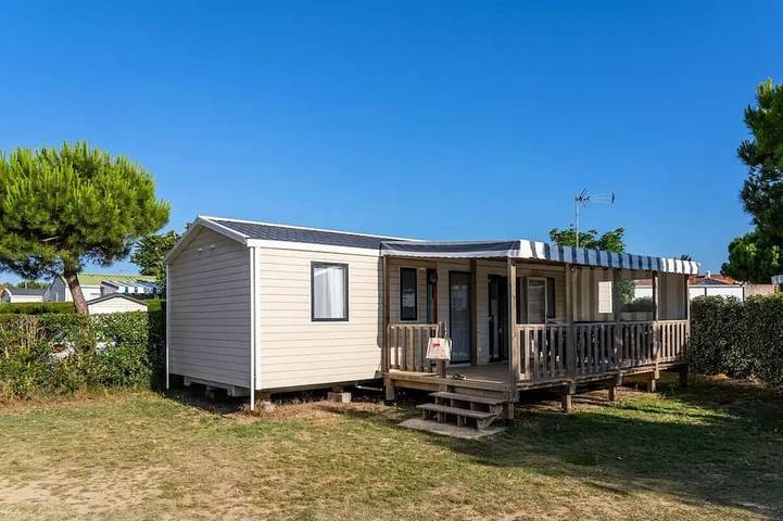 Camping pour 8 personnes à Notre-Dame-de-Monts