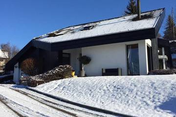Gîte pour 7 personnes, avec jardin et terrasse à Villaz