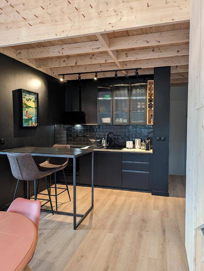 Gîte pour 6 personnes, avec terrasse et vue à Chanaz - 4