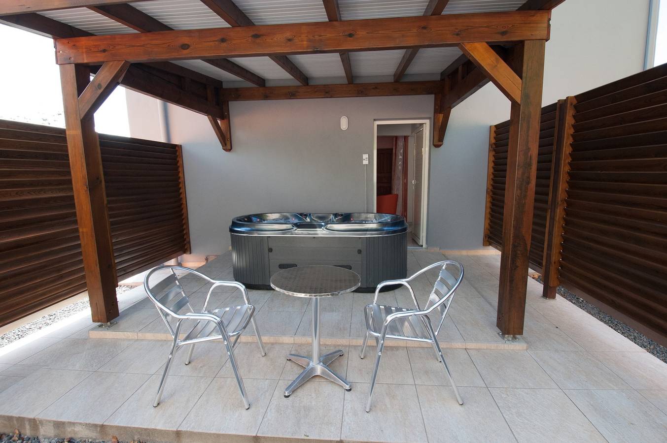Ganze Wohnung, Romantisches Apartment in Deshaies - 46 m² - Spa und Pool in Deshaies, Guadeloupe