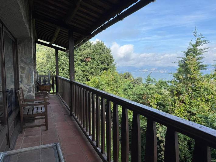 Casa rural para 6 personas, con Balcón y Jacuzzi además de Terraza y Jardín en Susqueda