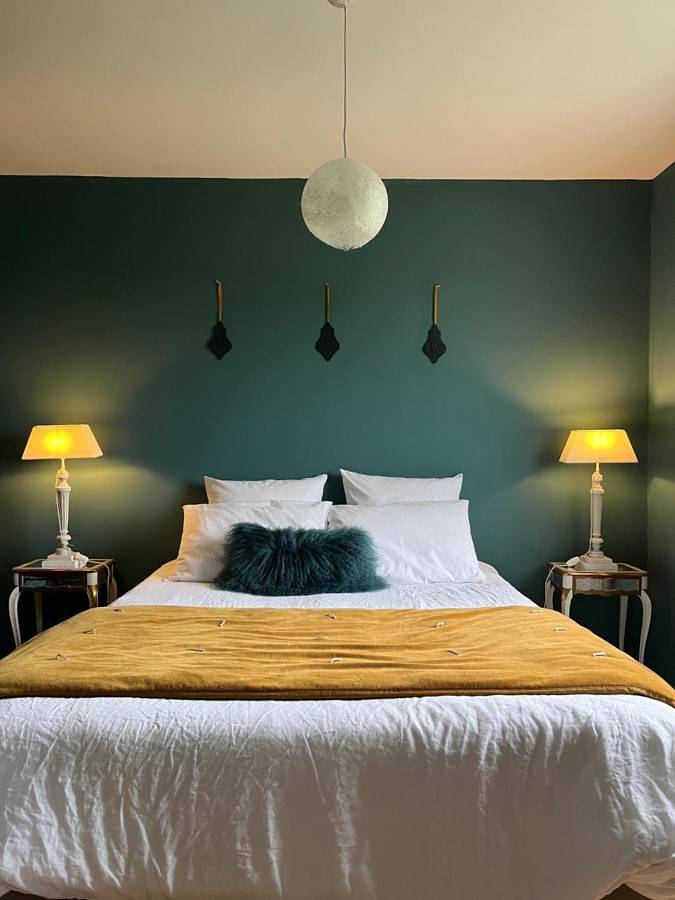 Chambre d’hôte pour 2 personnes, avec terrasse et piscine ainsi que jardin et vue dans Orne - 4