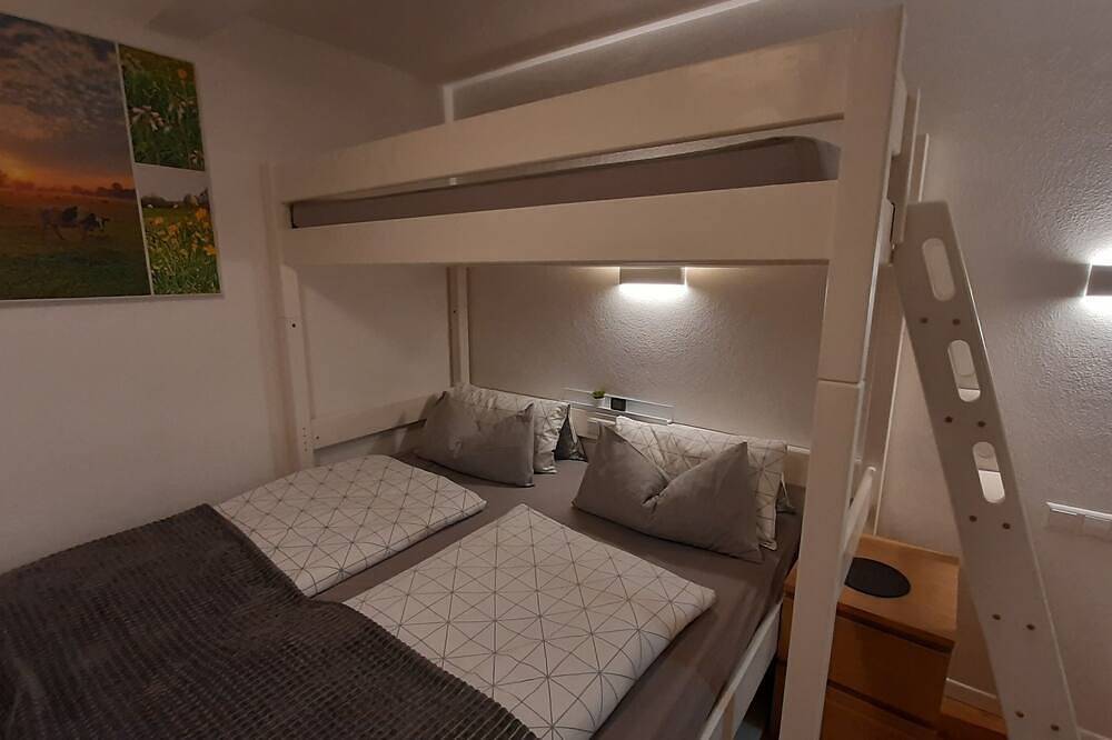 Ganze Wohnung, Gästehaus Buberl,  nahe Legoland und Skylinepark in Krumbach (Schwaben), Bayerisch Schwaben