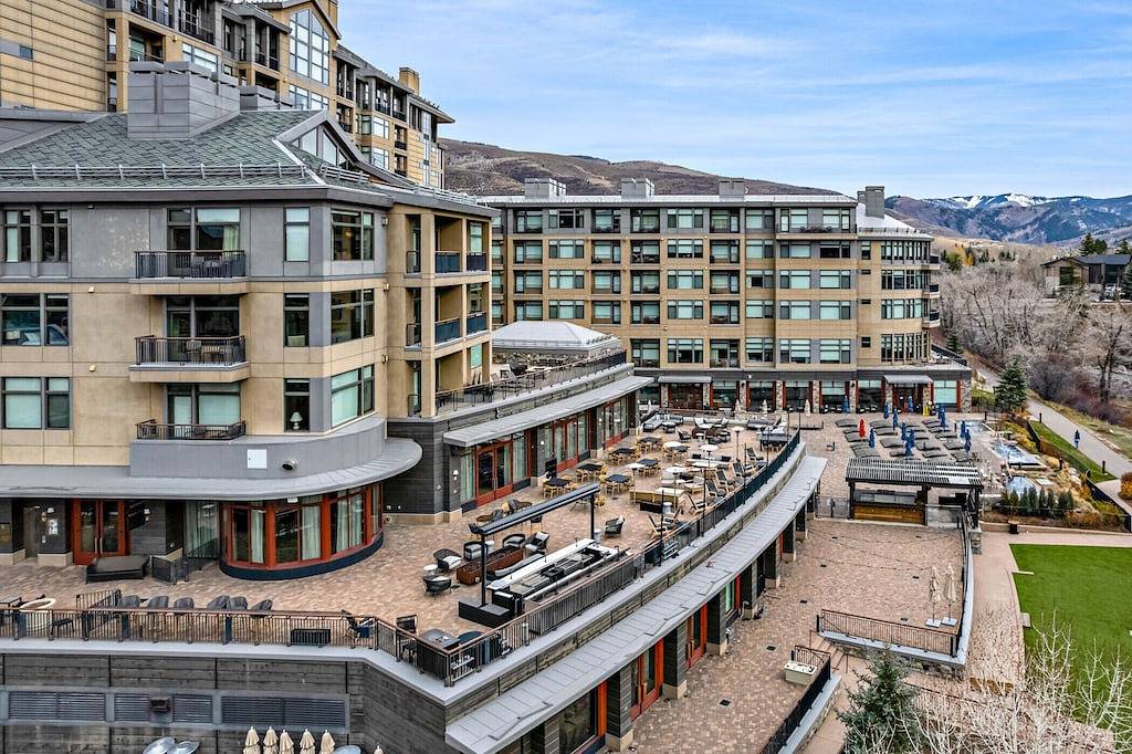 Ganze Wohnung, Pop Art Villa Riverfront | Double Queen Room in Avon, Beaver Creek