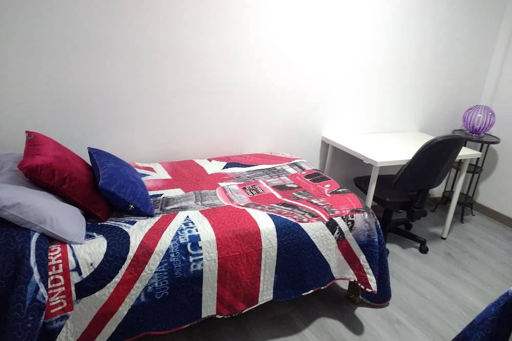 Entire apartment, Your-Trip Ideal for wine tourism and Laurel street in Logroño, La Rioja Province