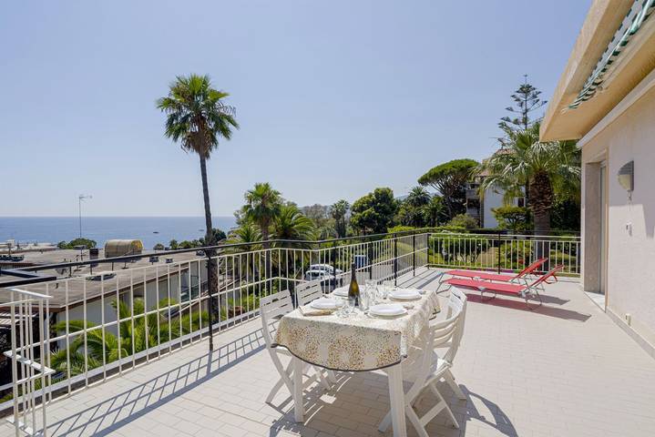 Loft per 4 persone, con Balcone/Terrazza a Sanremo