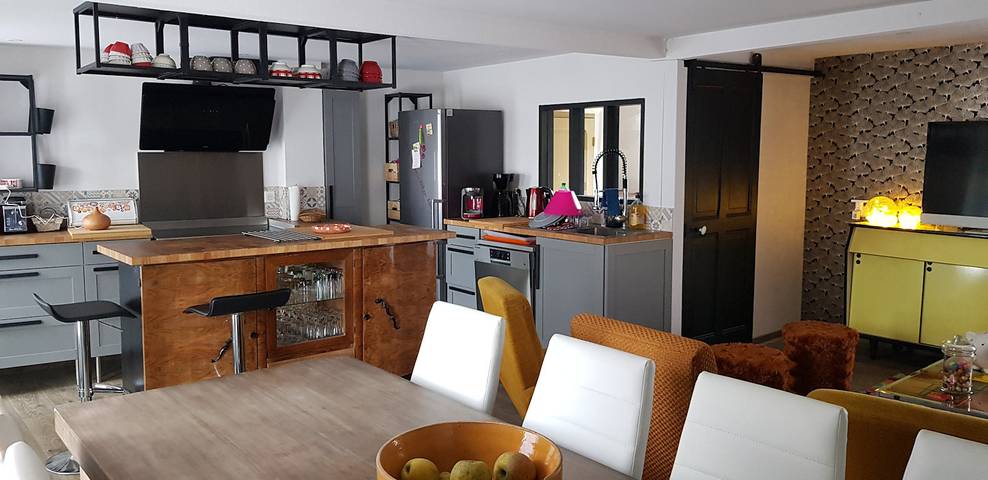 Gîte pour 8 personnes dans Office De Tourisme Des Combrailles Saint Gervais
