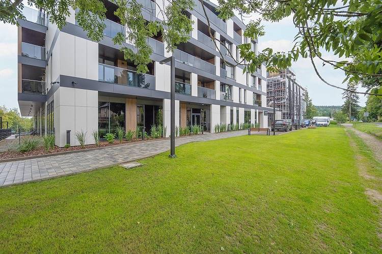 Cały apartament, Studio wakacyjne z balkonem, kryty basen, sauna in Polanica Zdrój, Sudety (Polska)