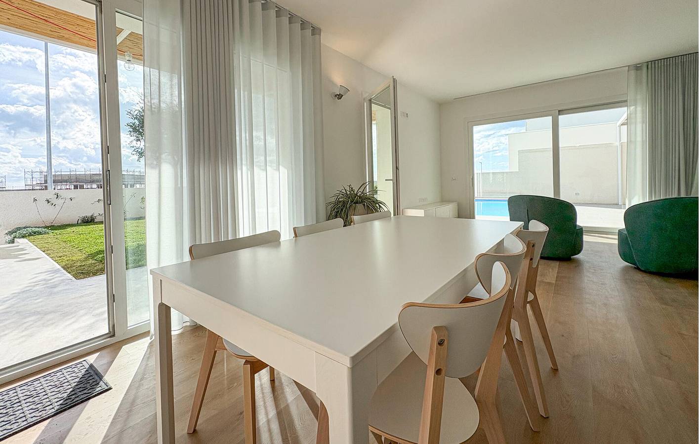 Appartement confortable avec vue sur la mer, piscine, terrasse et parking in Ragusa, Province de Ragusa