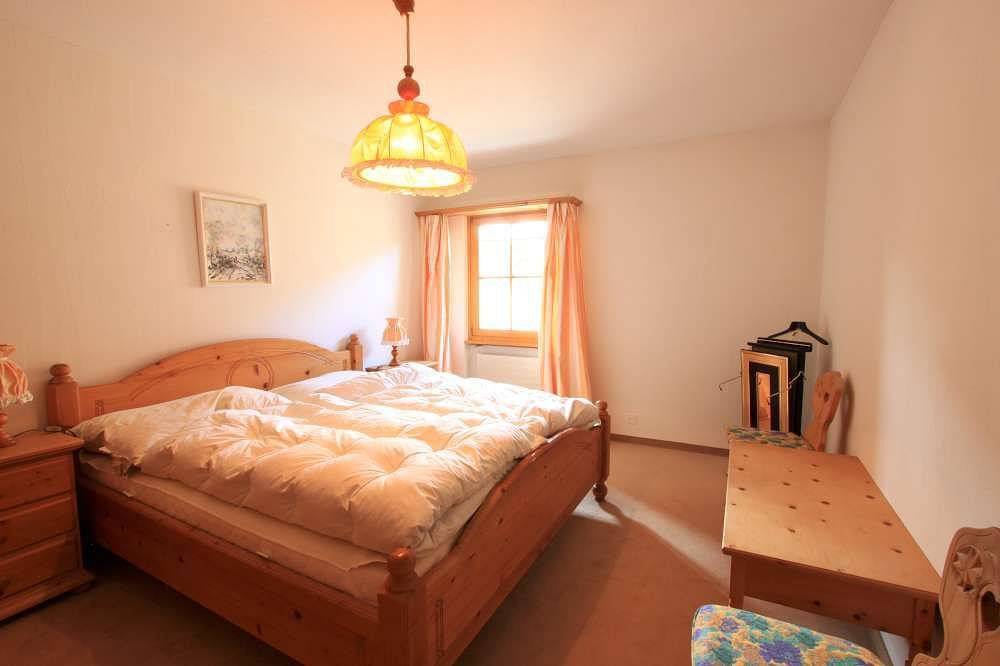 Ganze Wohnung, Apartment Christina - Zentrale 3.5-Zimmer-Wohnung mit Balkon in Pontresina in Pontresina, Sankt Moritz