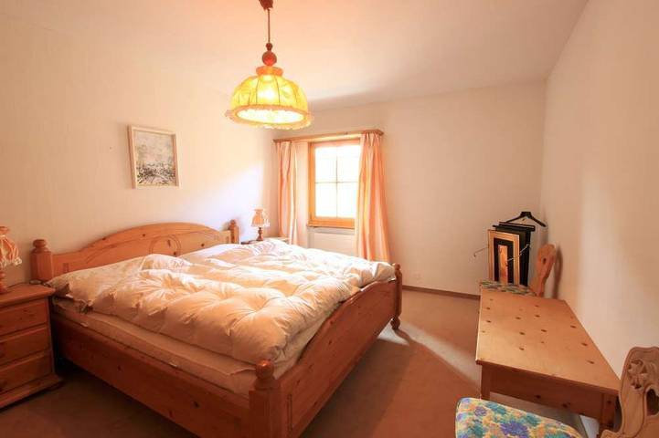 Ganze Wohnung, Apartment Christina - Zentrale 3.5-Zimmer-Wohnung mit Balkon in Pontresina in Pontresina, Sankt Moritz