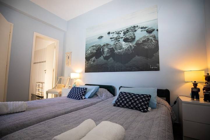 Location de vacances pour 6 personnes, avec terrasse ainsi que piscine et jardin, animaux acceptés dans Perdika - 4