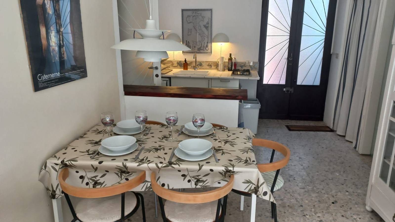 Ganze Wohnung, Ferienhaus im Stadtzentrum von Lesa am Lago in Lesa, Lago Maggiore (Piemont)