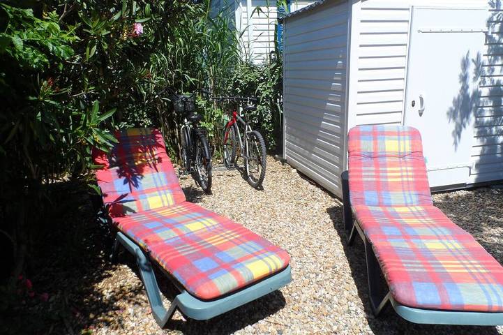 Camping pour 6 personnes, avec terrasse à Saint-Denis-d'Oléron