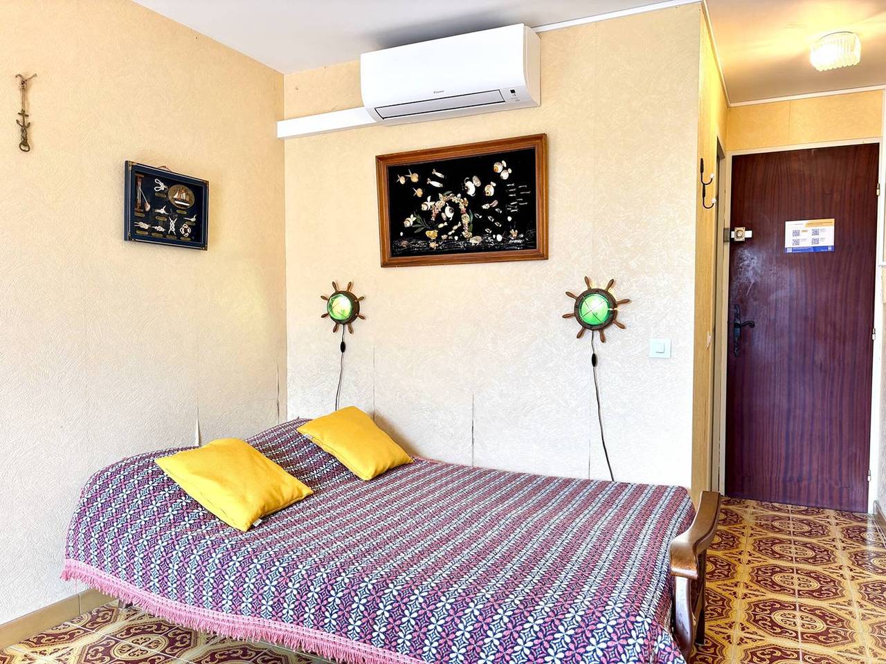Appartement entier, Studio à louer, à 2 pas de la plage avec parking - La Londe-les-Maures in La Londe-les-Maures, Parc national de Port-Cros