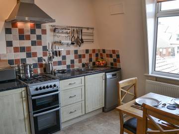 Log Cabin for 6 People in Cromer, Norfolk, Photo 4