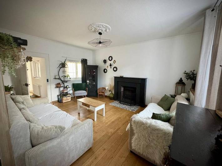 Maison de vacances pour 7 personnes, avec piscine ainsi que terrasse et jacuzzi, animaux acceptés