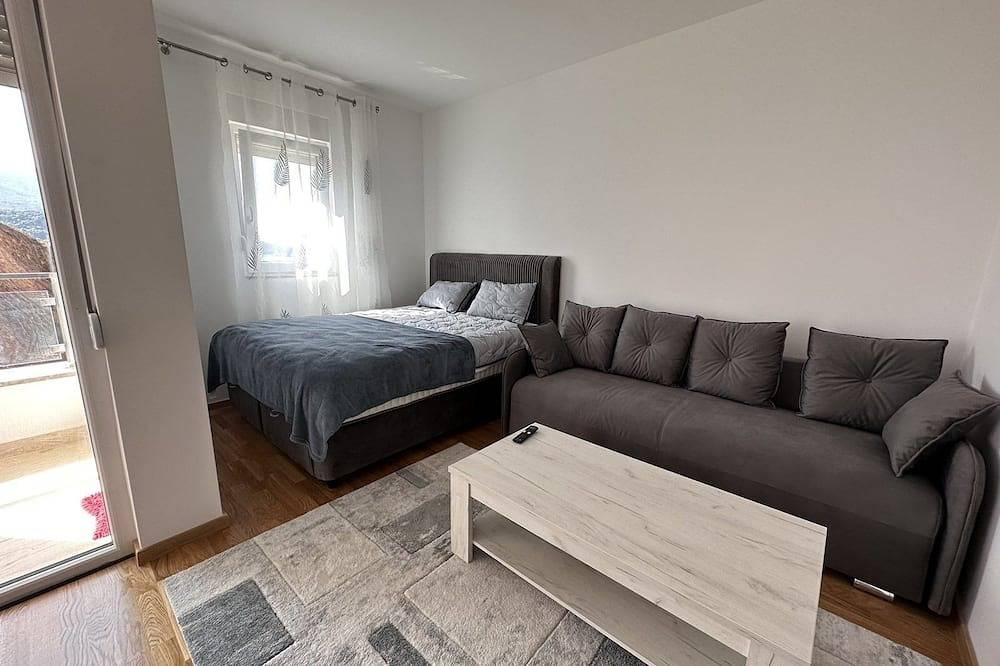 Entire apartment, Lux studio apartment Bečići in Budva, Opština Budva