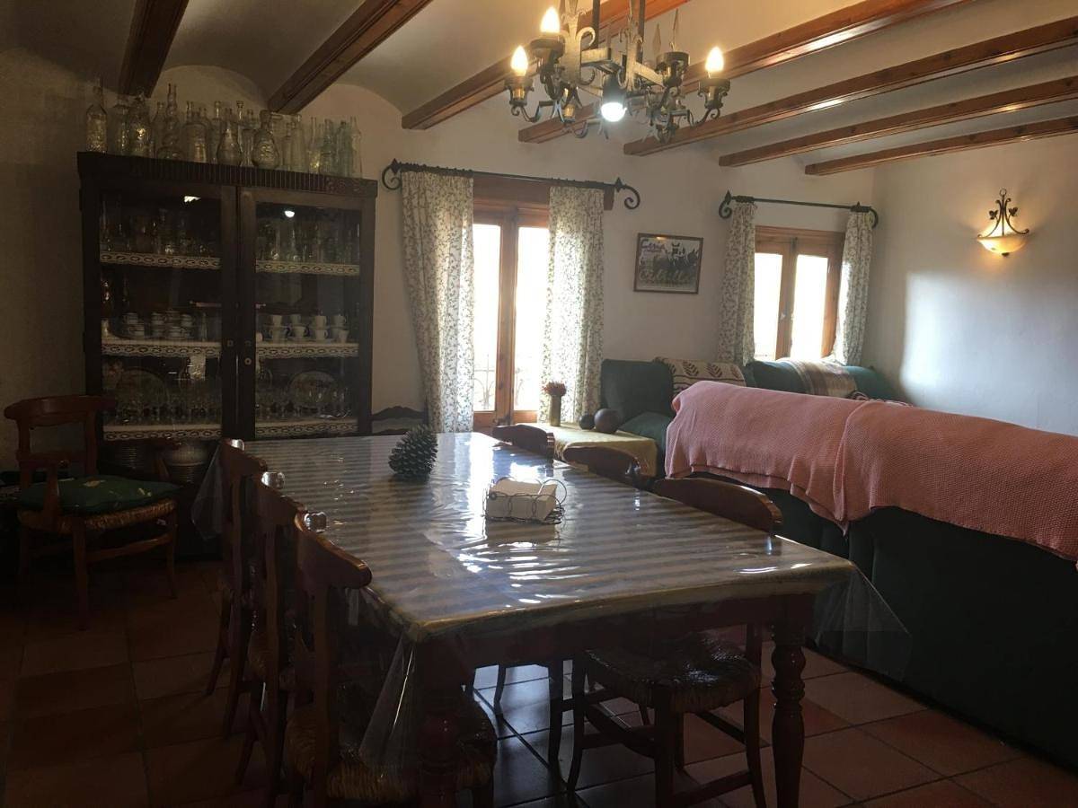 Six-Bedroom House in Valdelinares, Provincia de Teruel