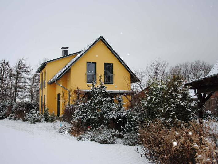 Ferienhaus für 7 Personen, mit Terrasse und Seeblick sowie Sauna, kinderfreundlich - 1
