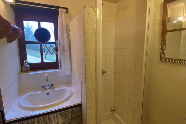Location de vacances pour 3 personnes, avec piscine ainsi que jardin et terrasse à Saint-Marcel-du-Périgord - 3