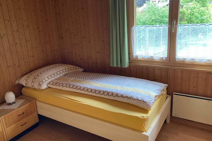 Gîte pour 6 personnes, avec balcon, animaux acceptés à Andeer - 4