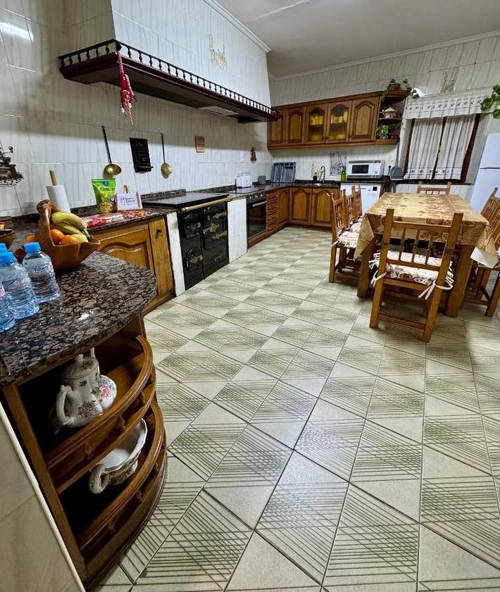 Location de vacances pour 8 personnes, avec vue et jardin à Torrelavega - 3