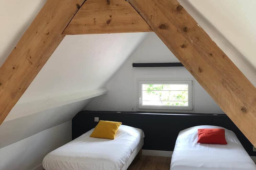 Maison au coeur d'un verger et à 2mn de la plage d'Omaha in Colleville-sur-Mer, Région de Bayeux