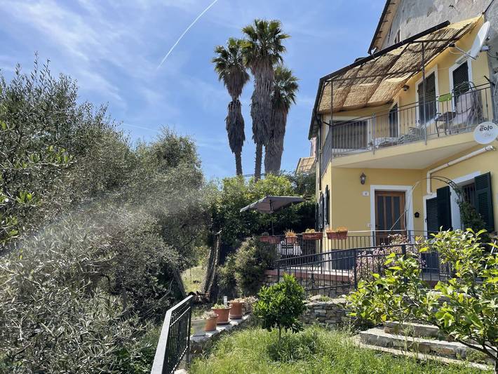 Ferienwohnung für 5 Personen, mit Terrasse und Garten in Cipressa - 2