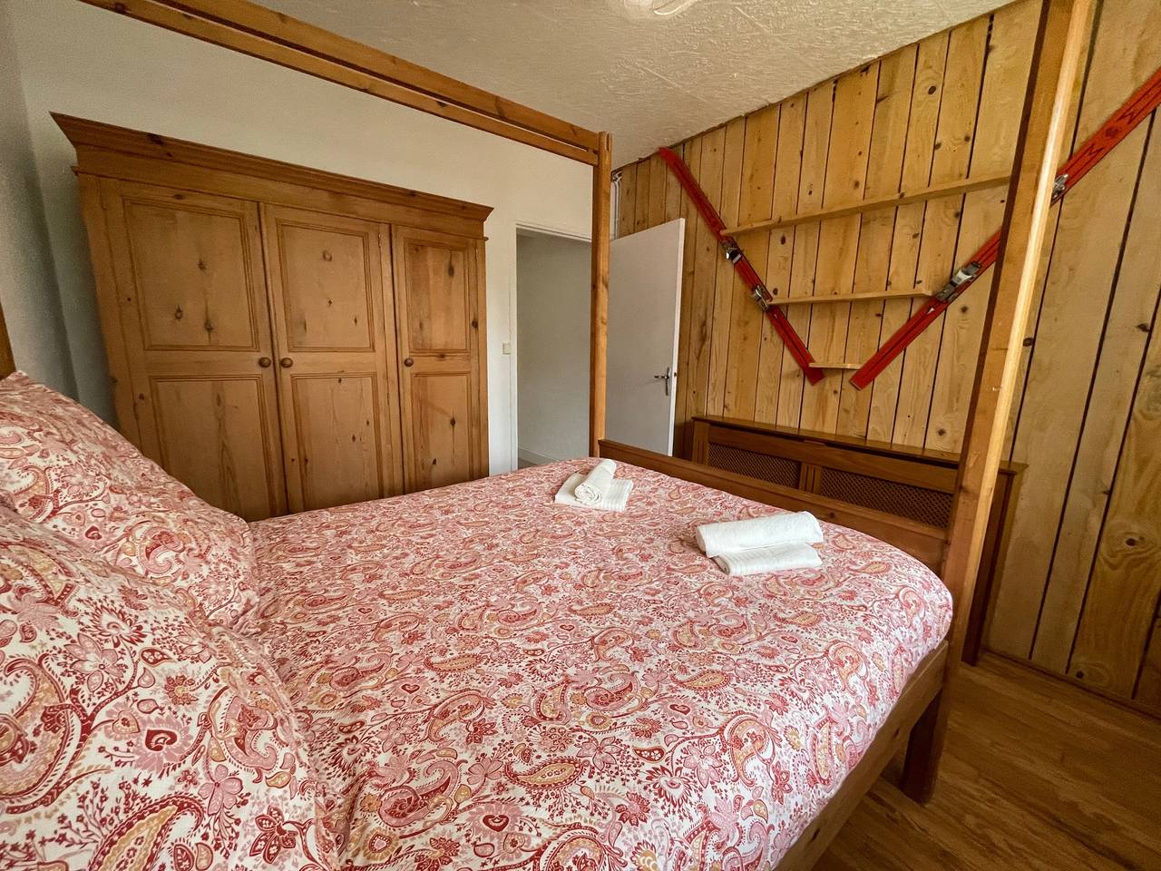 Appartement de vacances entier, Cozy Mountain View 3-bedroom Pyrenees Apartment in Saint-Béat, Pyrénées