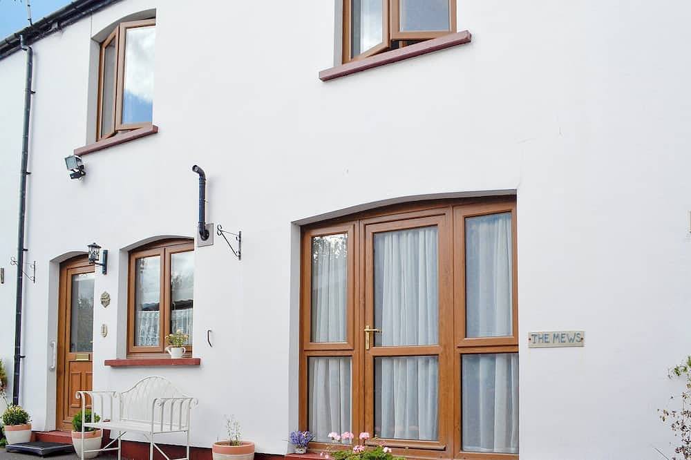 2 bedroom accommodation in Abergavenny in Abergavenny, Brecon Beacons