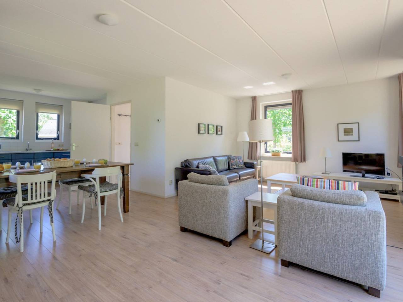 Bungalow in Sondel nahe Slotermeer in Ijsselmeer